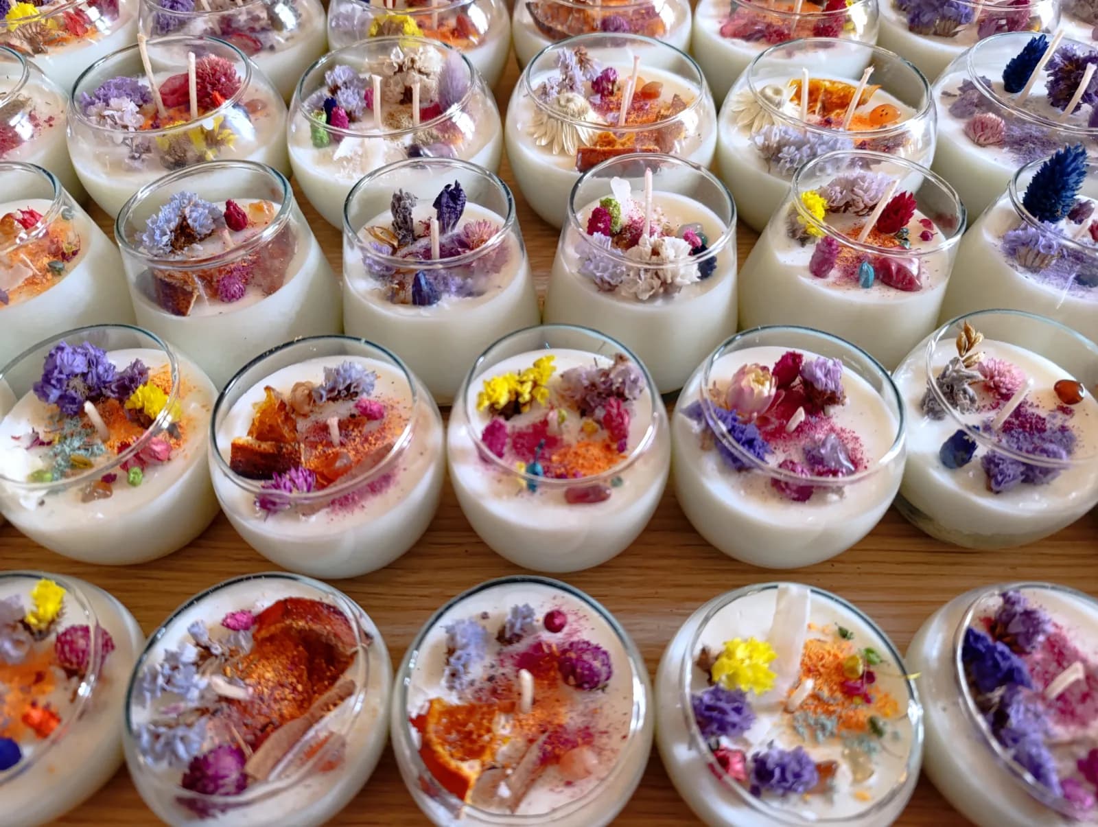 Velas con flores desde $4000 a $15000